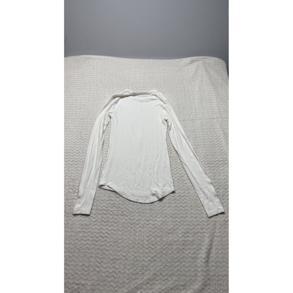 Lululemon Womens White Ribbed Knit Long Sleeve Crew Neck Curved Hem Top